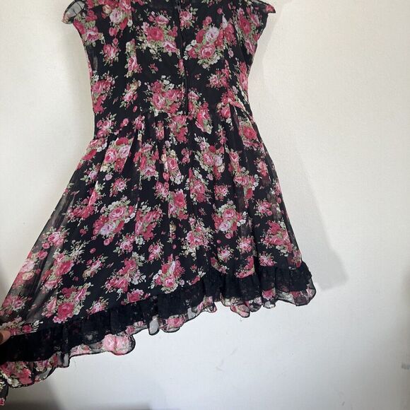 Tripp Nyc Daang Goodman Romantic Rose Garden Floral Dress Size S Lace Trim Goth - Picture 7 of 7